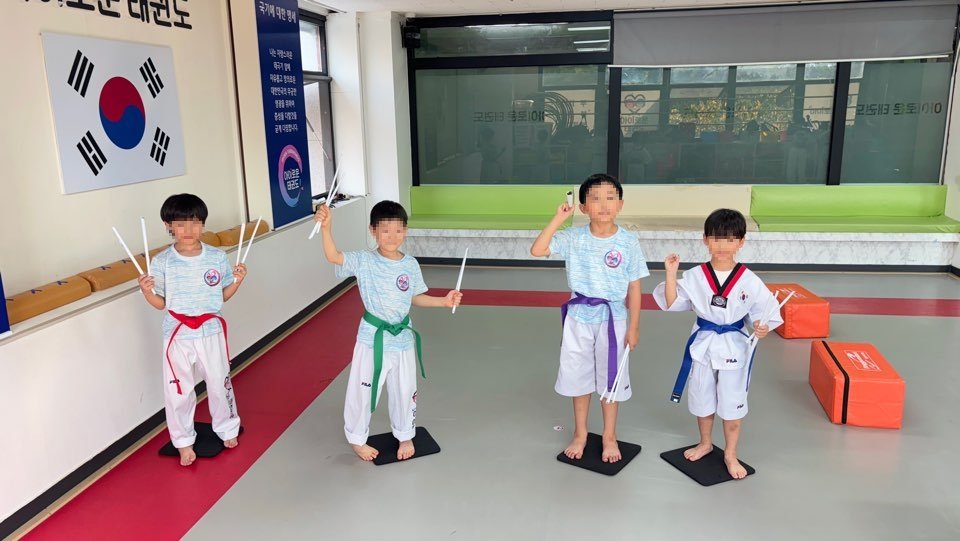 아이로운 태권도 격파 심사 준비